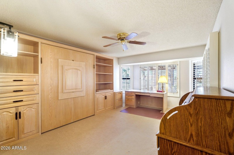 23-web-or-mls-W Springdale Dr-S2302-023