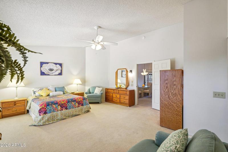 36-web-or-mls-W Springdale Dr-S2302-036