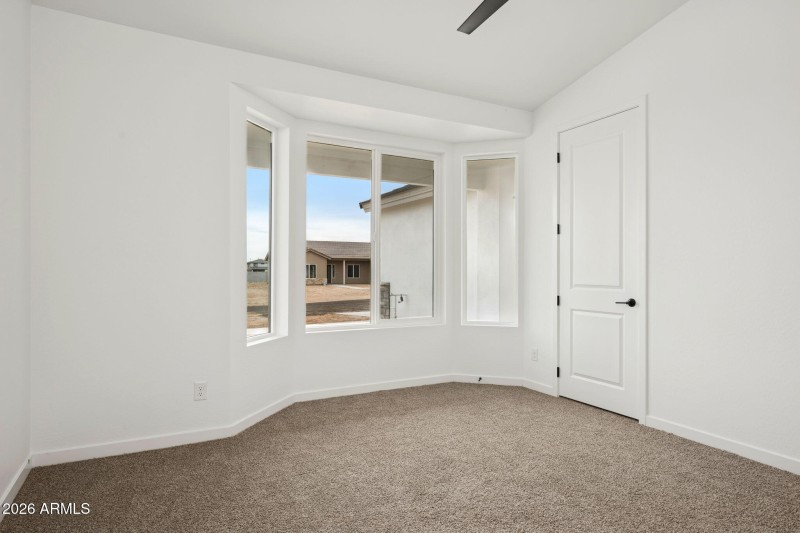 42-web-or-mls-20136-w-hazelwood-st