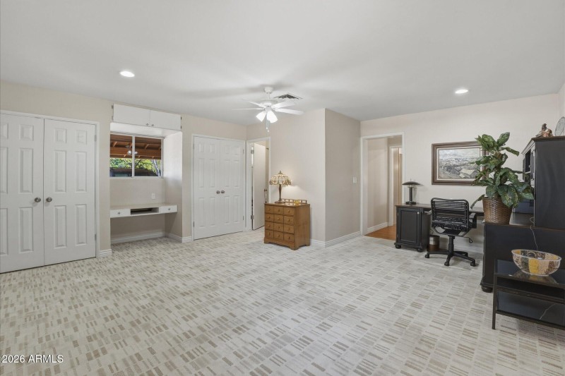 living room/den/office