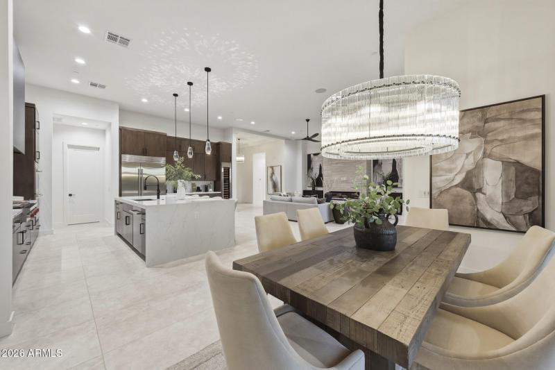 B (11) Model Dining Room Great Room