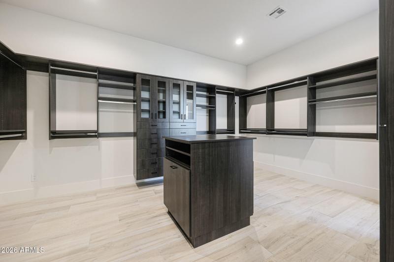 B (23a) Model Owner's WIC