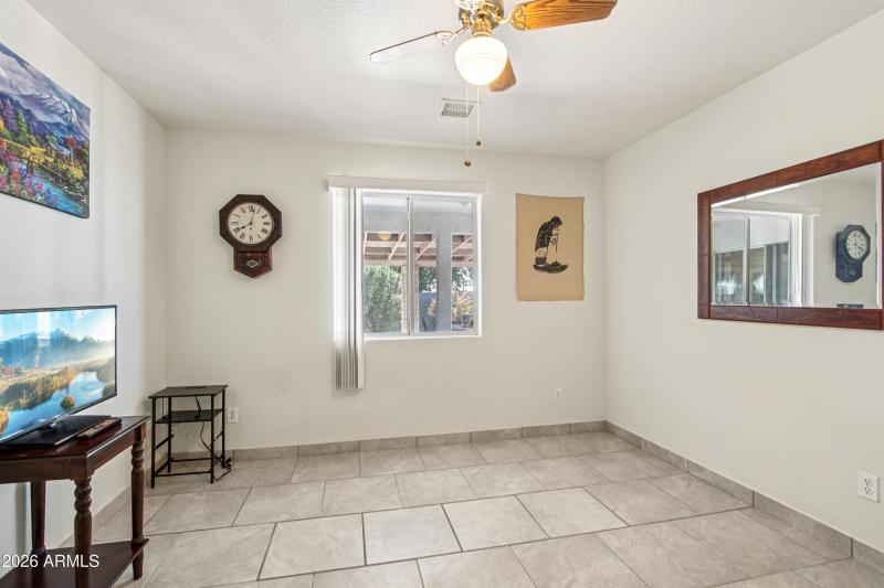 18-print-S Ash Ln-S2302-018