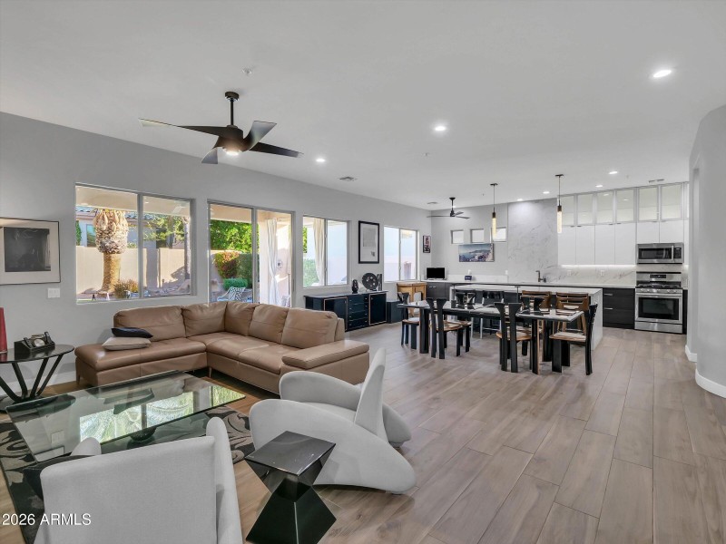 07-7246 E Lupine Ave-7