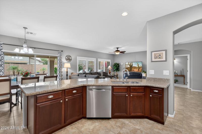 10-web-or-mls-DSC07360