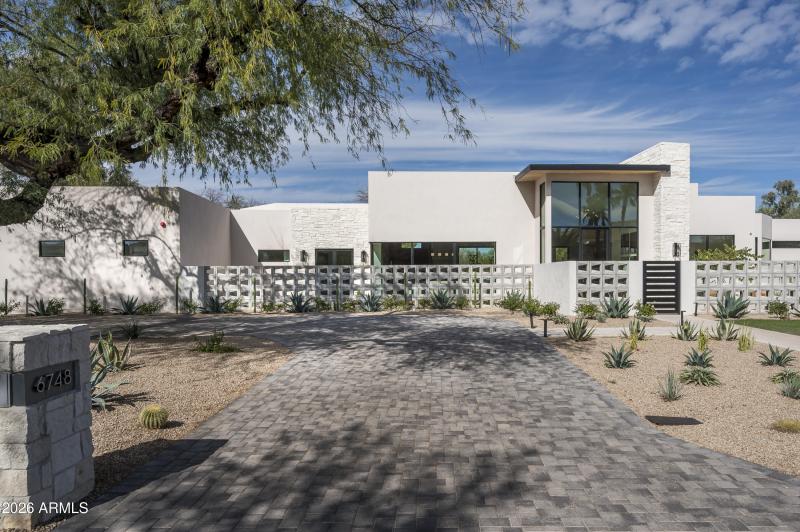 6748 E Berniel Lane -80