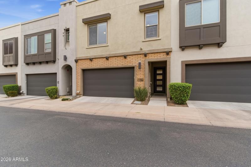 FABULOUS LOCK AND LEAVE