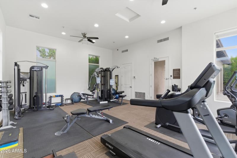 24-HOUR ACCESS TO FITNESS