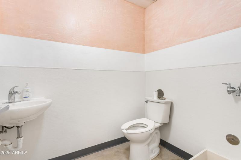 Staff Bathroom 72-74 Main