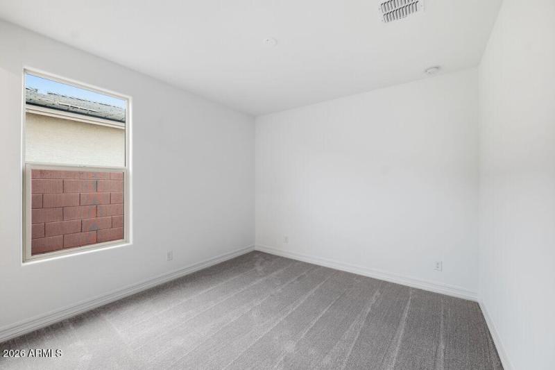 hj-az-phoenix-asante-passage-yellowstone