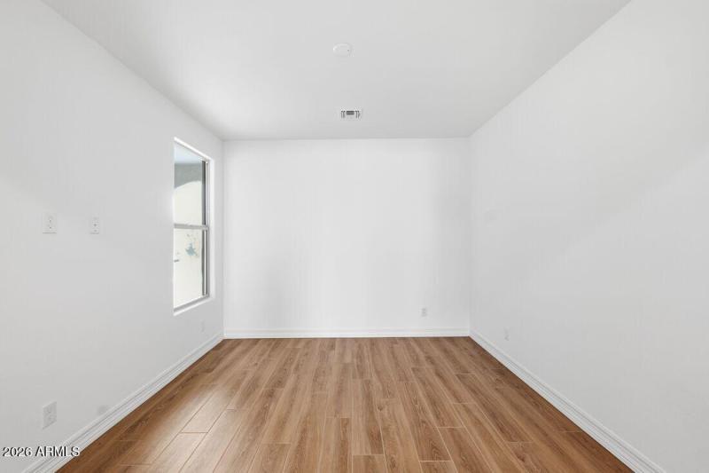 hj-az-phoenix-asante-passage-yellowstone