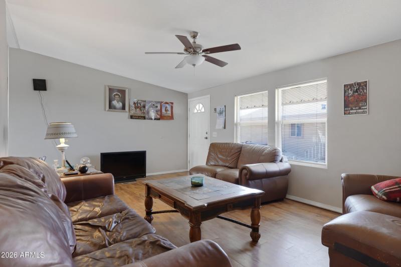 2200 N Delaware Dr-7