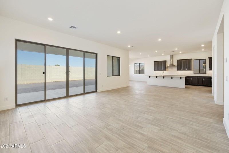 GREAT ROOM / KITCHEN