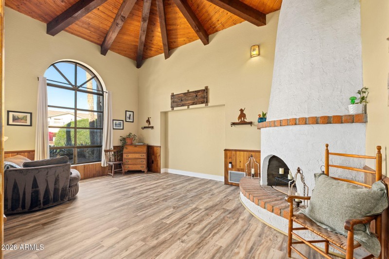 1825 E Elmwood St - 07