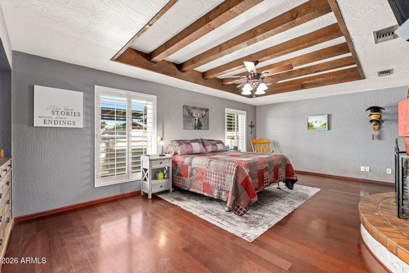 1825 E Elmwood St - 23