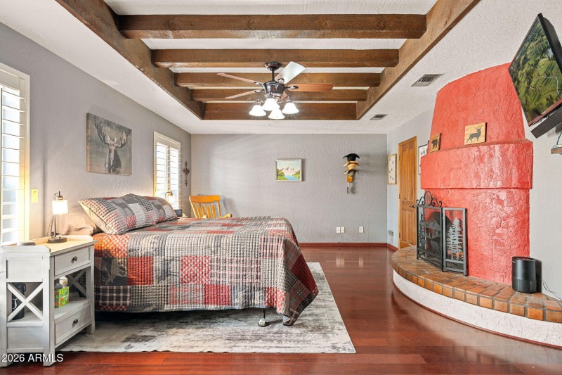 1825 E Elmwood St - 24