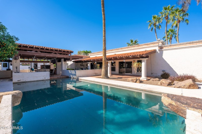 1825 E Elmwood St - 38