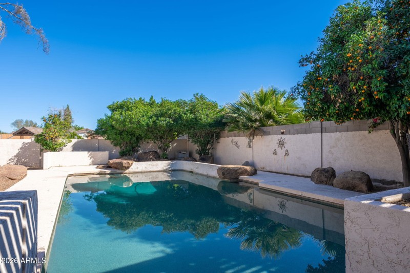 1825 E Elmwood St - 40