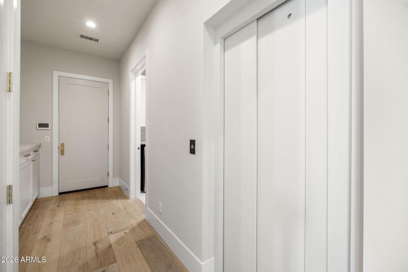 27-web-or-mls-4863-ascent-dr