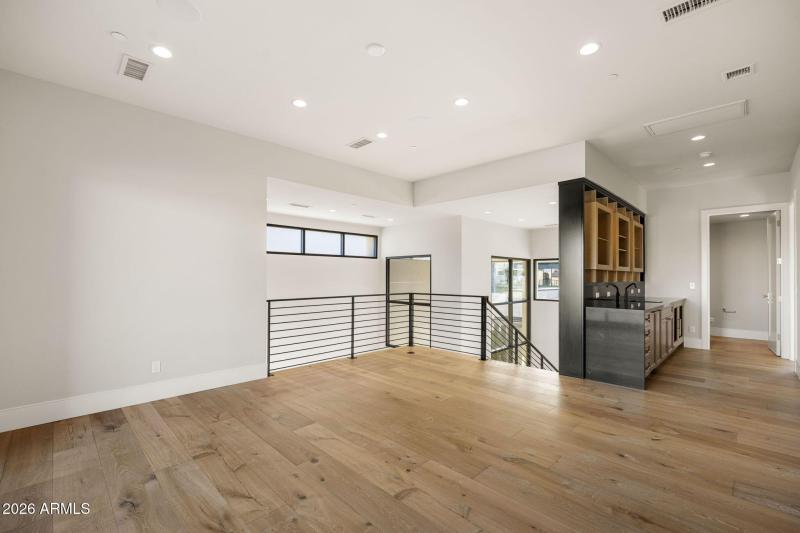 29-web-or-mls-4863-ascent-dr