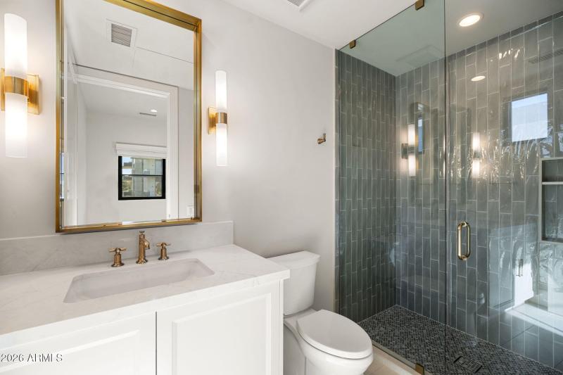 36-web-or-mls-4863-ascent-dr