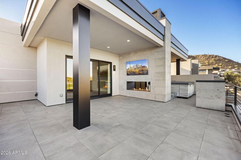 39-web-or-mls-4863-ascent-dr