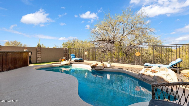 55-web-or-mls-P1464134