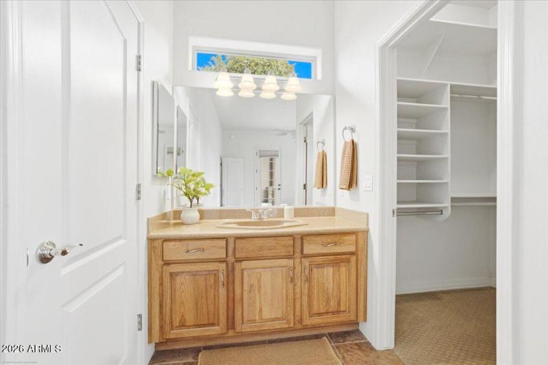 GUEST BEDROOM 2 ENSUITE