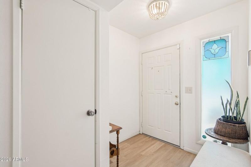 5-web-or-mls-W Harvard Dr-S2402-005