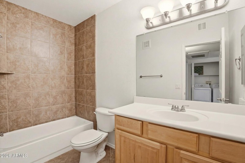 4925 E Desert Cove_235