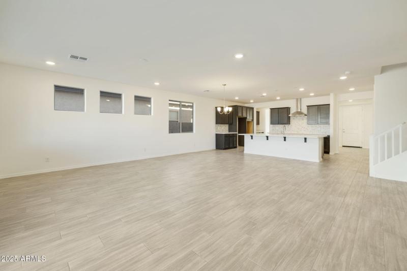 GREAT ROOM / KITCHEN