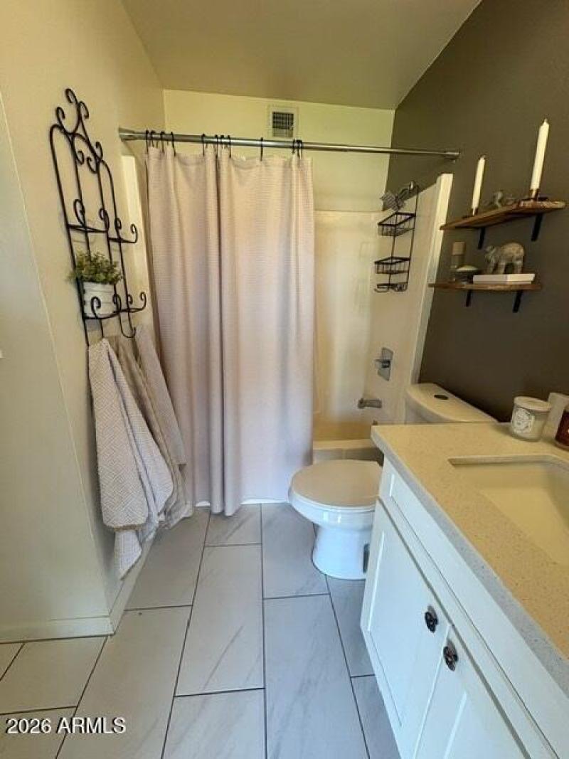 Rancho Bathroom Primary