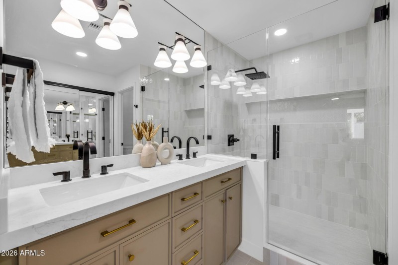 44-web-or-mls-322A6601