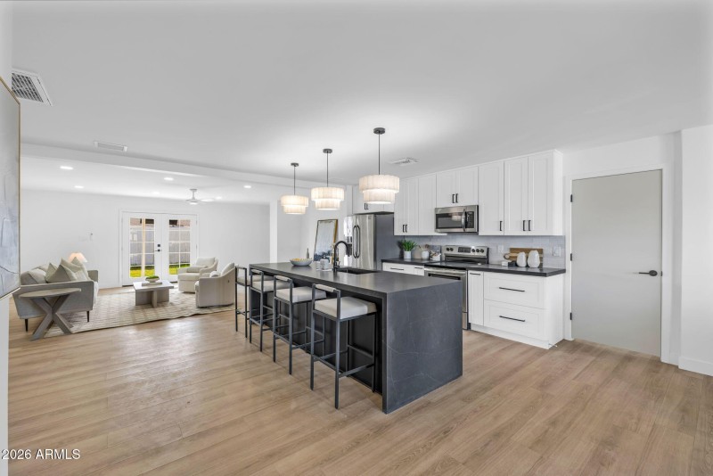 19-web-or-mls-322A6824