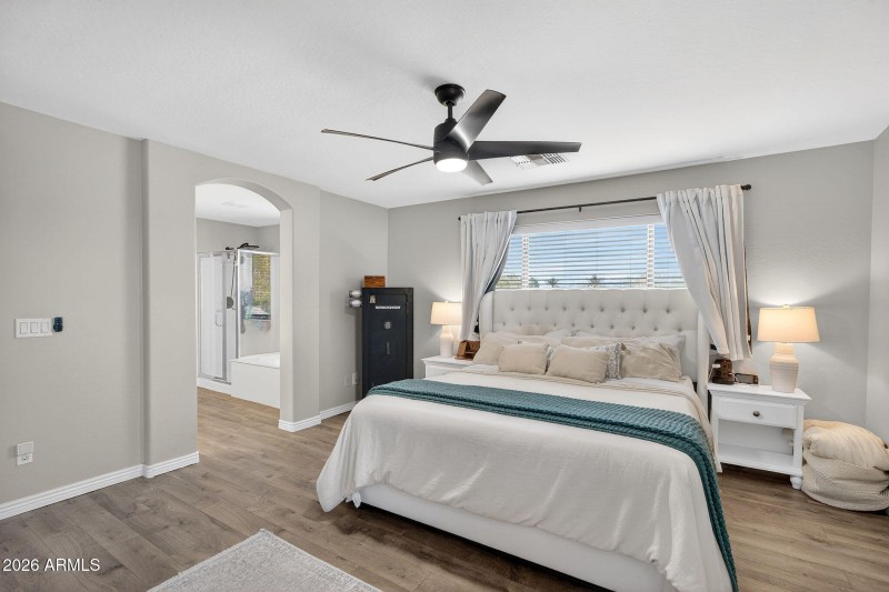 23-web-or-mls-29W Dragon Tree Ave