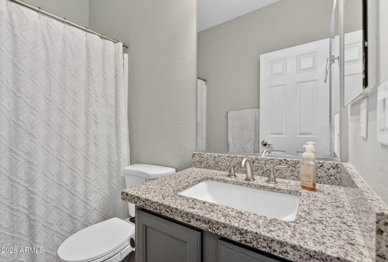 43-web-or-mls-10W Dragon Tree Ave