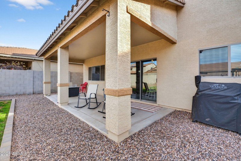 53-web-or-mls-54W Dragon Tree Ave