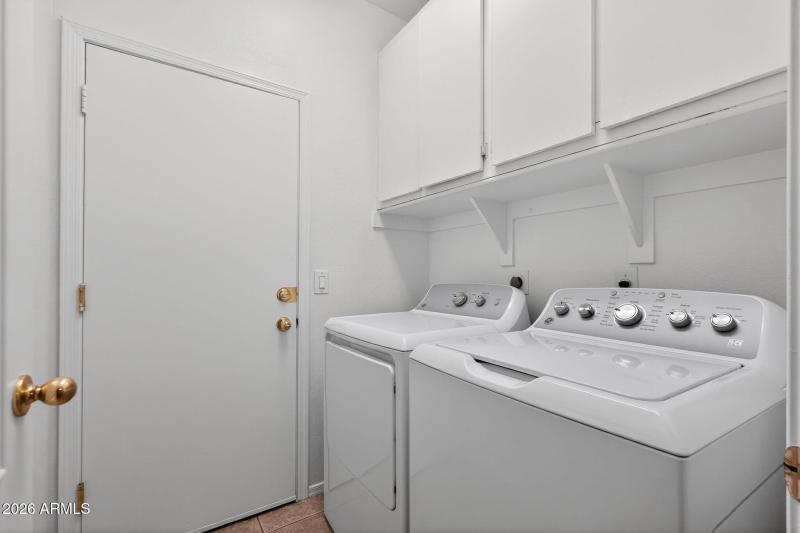 29_6370_W_Wahalla_Ln_Glendale_AZ_85308-O