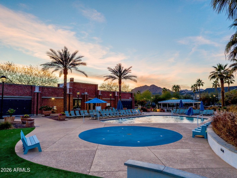 89-web-or-mls-ext-40