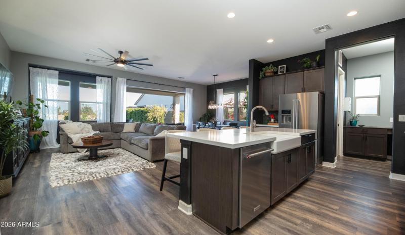 35211 N danburite ct-152