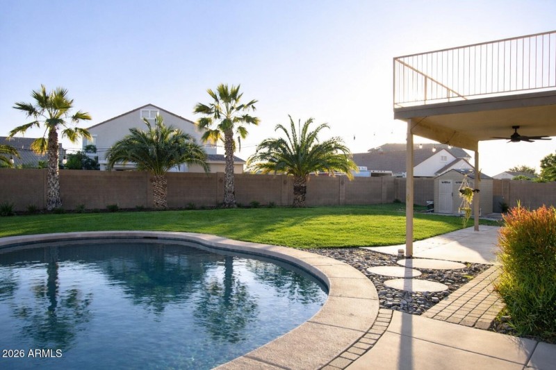 917527DB-C17D-44F6-817A-79460BD5C591