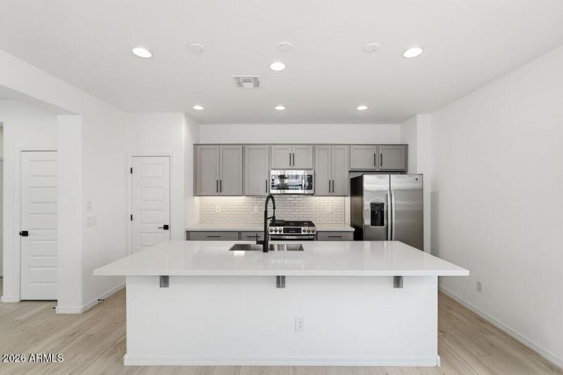 hj-az-phoenix-parkside-villas-cc-rm1-lot