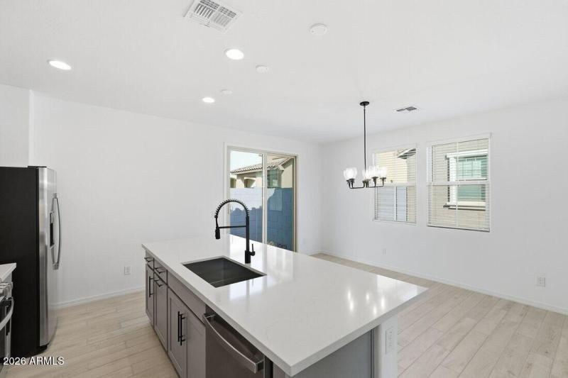 hj-az-phoenix-parkside-villas-cc-rm1-lot