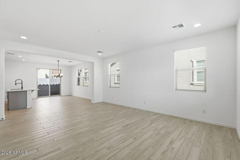 hj-az-phoenix-parkside-villas-cc-rm1-lot