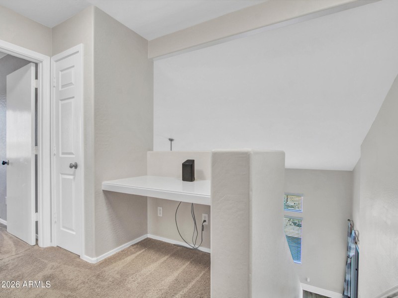 09-Upstairs-Hall-Study-(1)