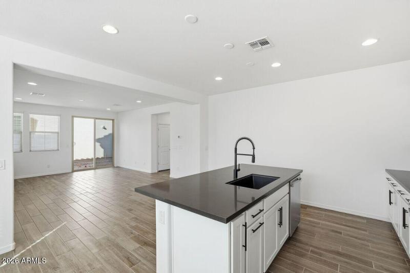 hj-az-phoenix-parkside-villas-cc-rm3-lot