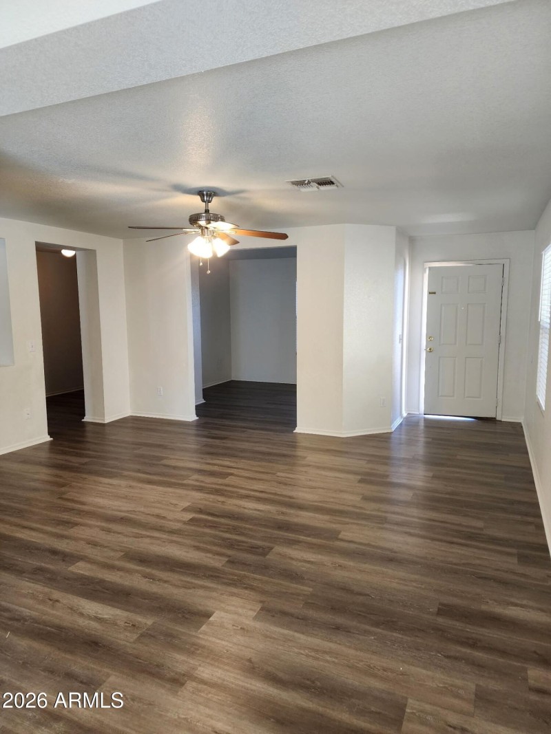 3f2a1ead-9353-403f-a6f4-03f11577c62e