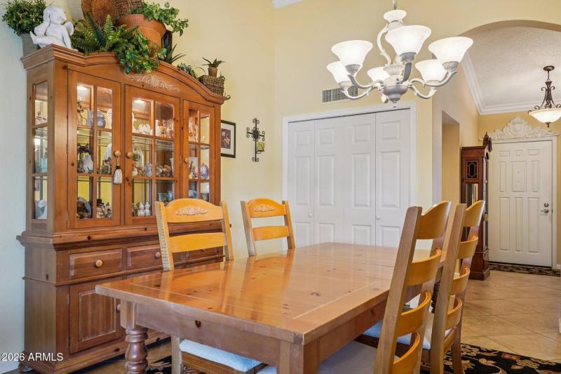 17-web-or-mls-W Franciscan Dr-S2502-017