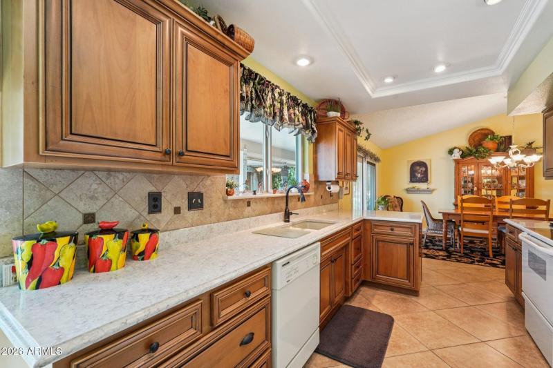 21-web-or-mls-W Franciscan Dr-S2502-021