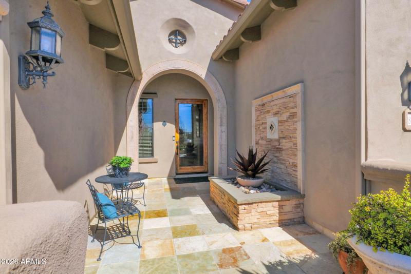 Lovely front courtyard for relaxation